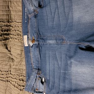 Molly and Isadora 24 Jean